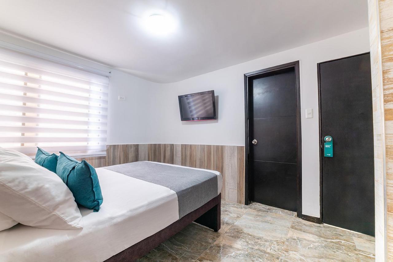 Ayenda Ruta 65 Hotel Cali Exterior photo